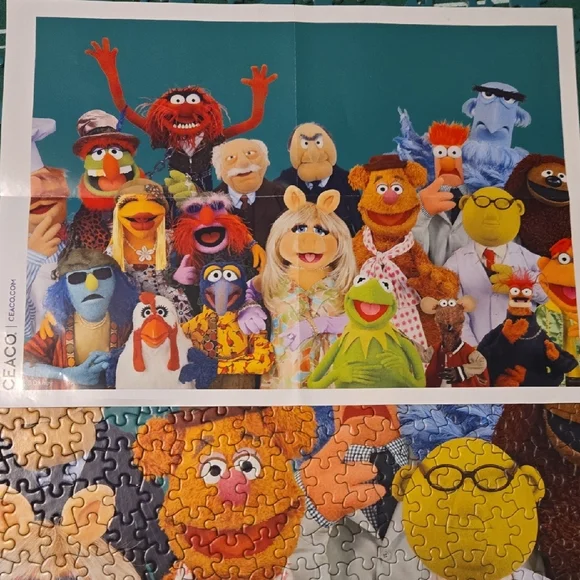 Disney Muppets 1000 Piece Puzzle - Colorful Fun - Picture 3 of 8